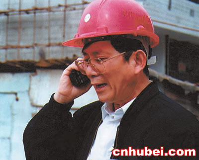 公司董事长汪定国