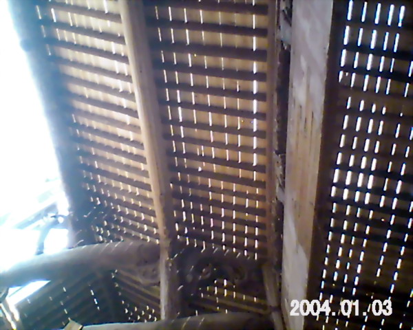 屋面全部用一架栓---这样才能屋面瓦所盖的曲线