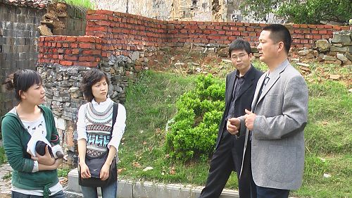 汪书记在旗杆弄讲故事