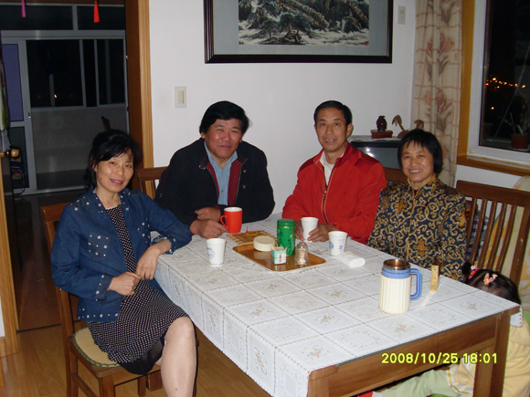 二家人，一家亲