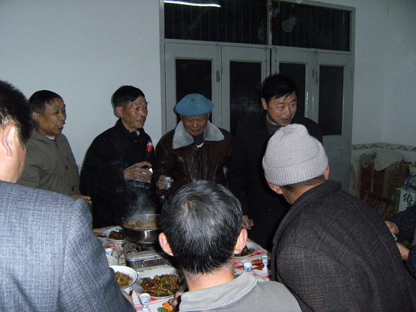 宿松县北浴乡福一公支一位老先生家吃晚饭