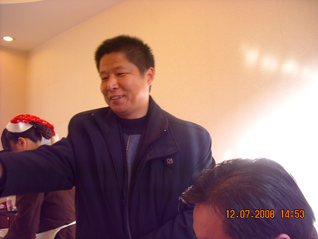 汪立伦本家从三河镇赶来聚会