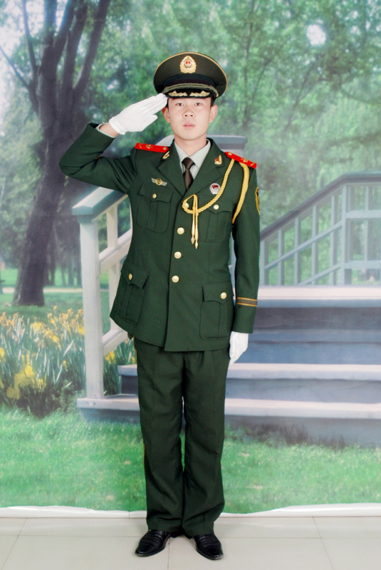 给各位本家敬个礼[94世孙乃柱]