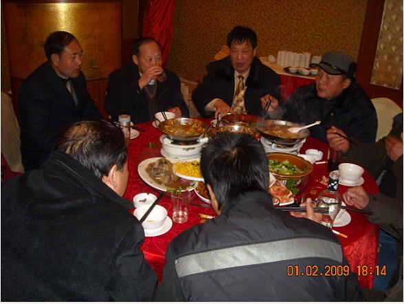 五十铺祠堂宗亲在一起