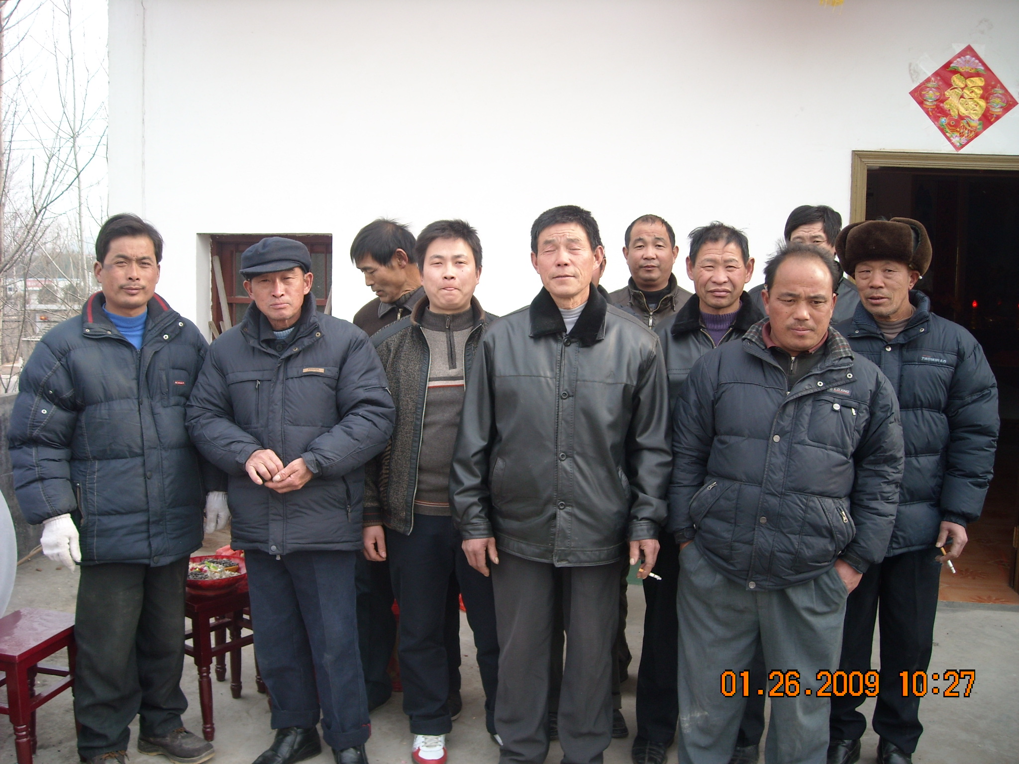 胖子道生爷爷叔叔兄弟都早早来给老谱拜年