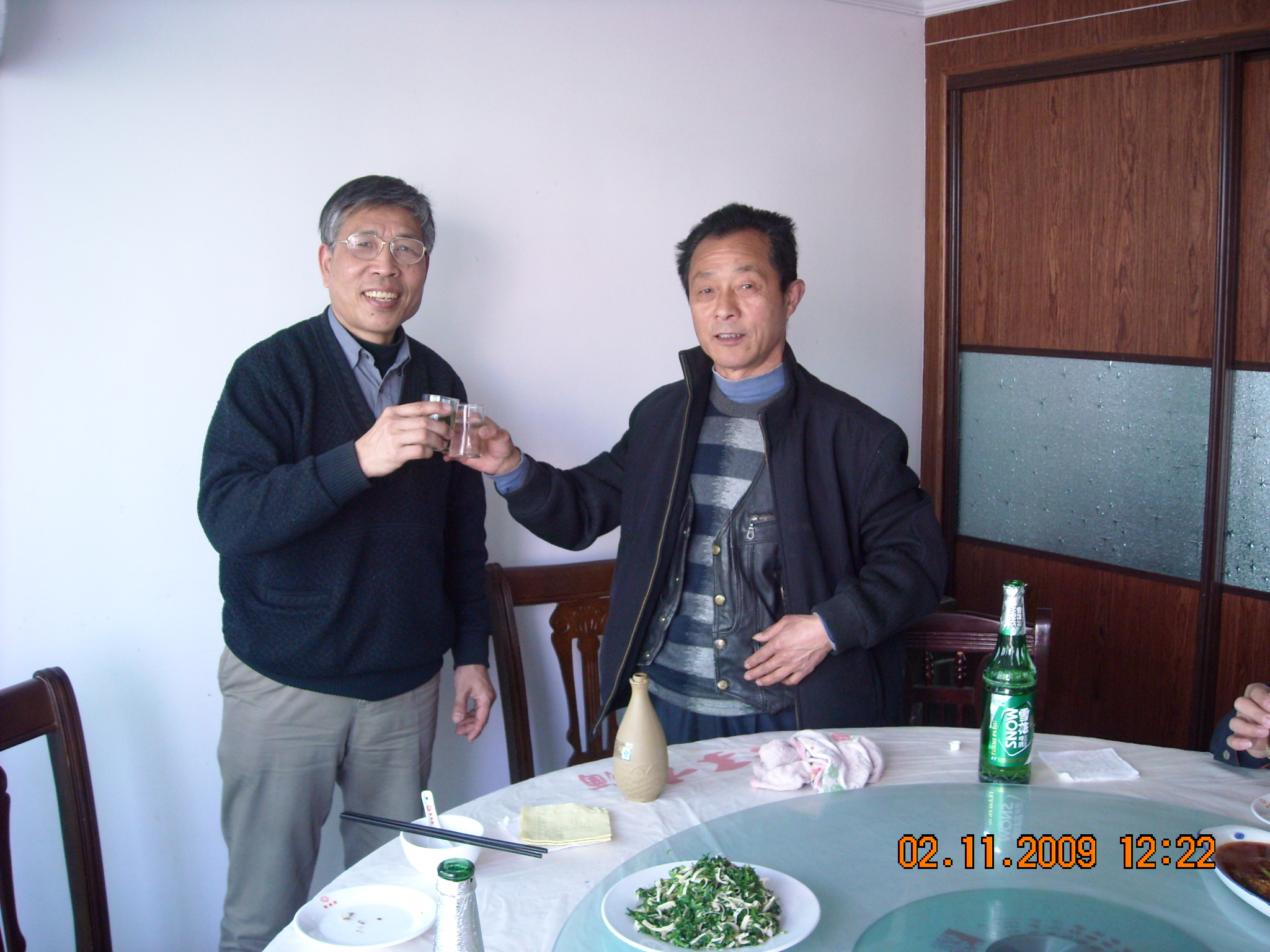 立品今年63岁、文华今年62岁两位宗亲哥俩好