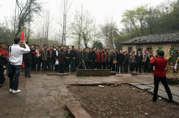 祭祀仪式准备开始。