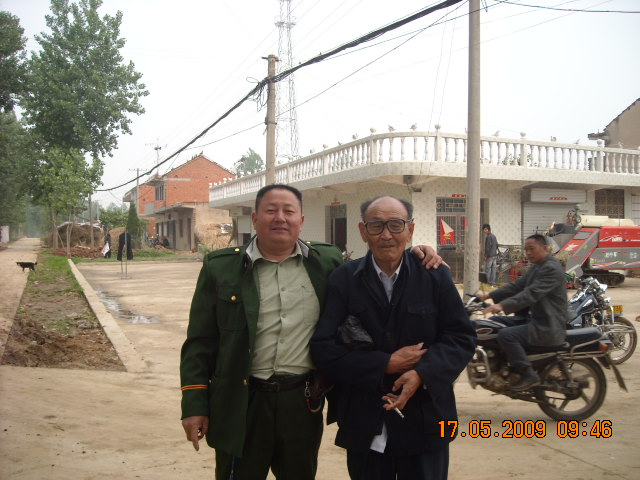 春云叔今年84岁[92世]听说我姓汪很亲切要留在他家吃中饭