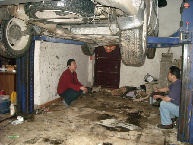 大家在等师付修车