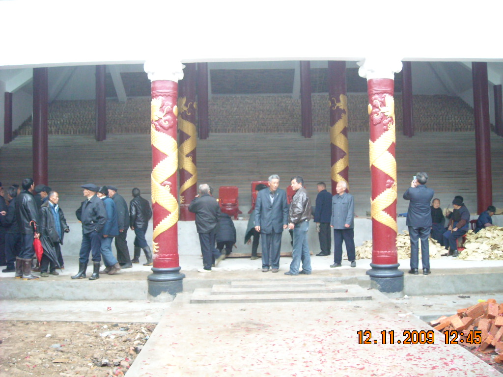 气势雄伟大立柱