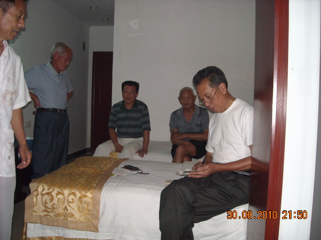 夜深了还在研究