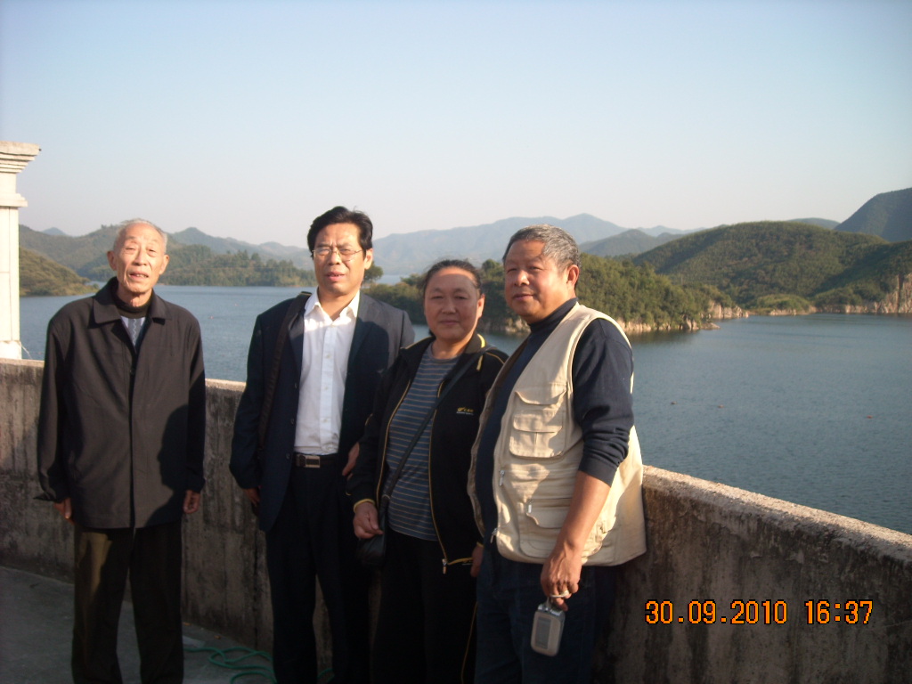 河南、太湖、淮南三地宗亲游梅山