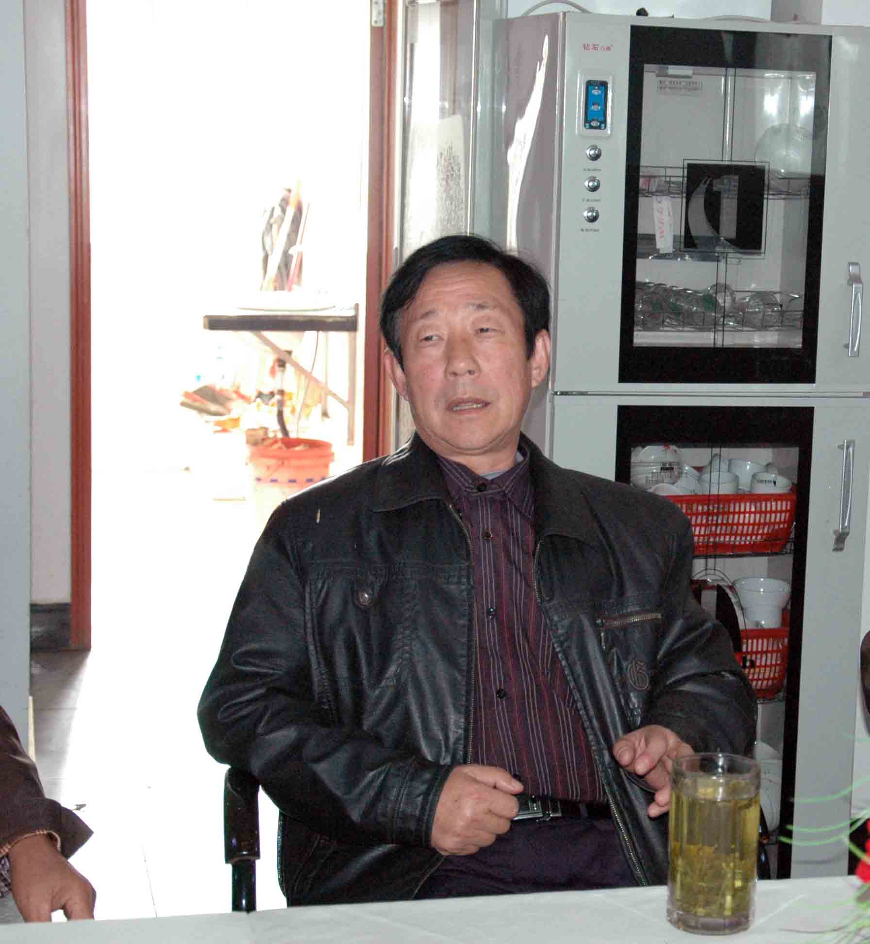 前任理事长汪美焕介绍联谊情况