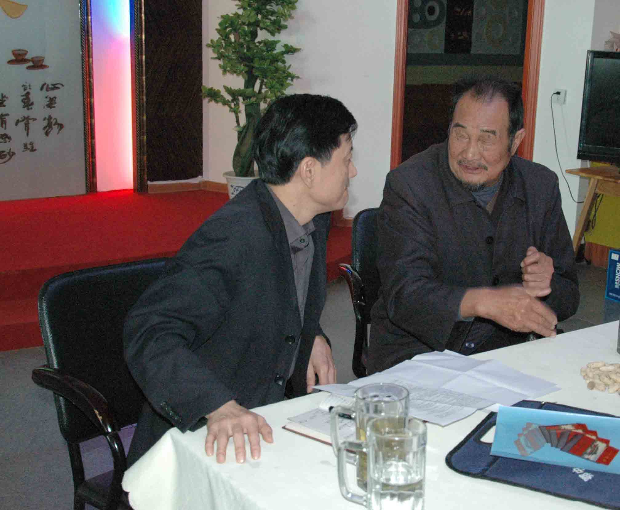 理事长聆听建议