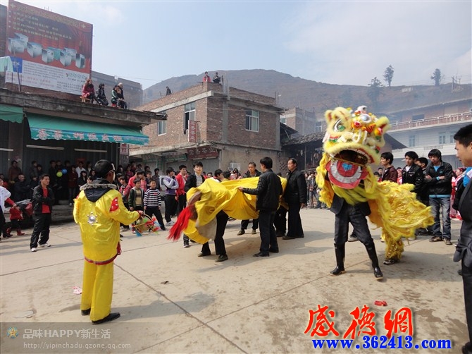 2011年福建感德霞春汪氏正月十五闹元宵舞狮