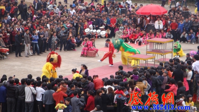 2011年福建感德霞春汪氏正月十五闹元宵舞狮