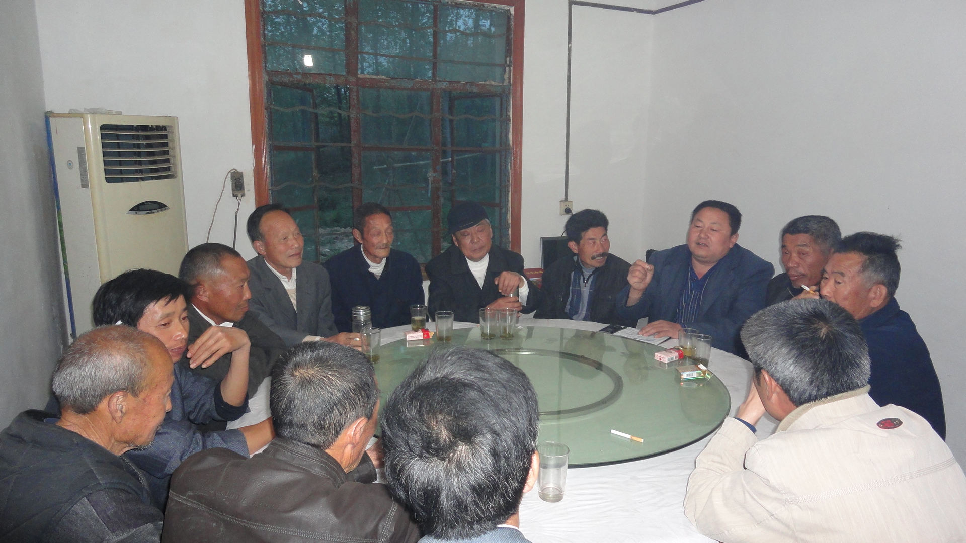 道生给我们讲【天下汪氏】创刊号大风站长与新才本家辛苦！