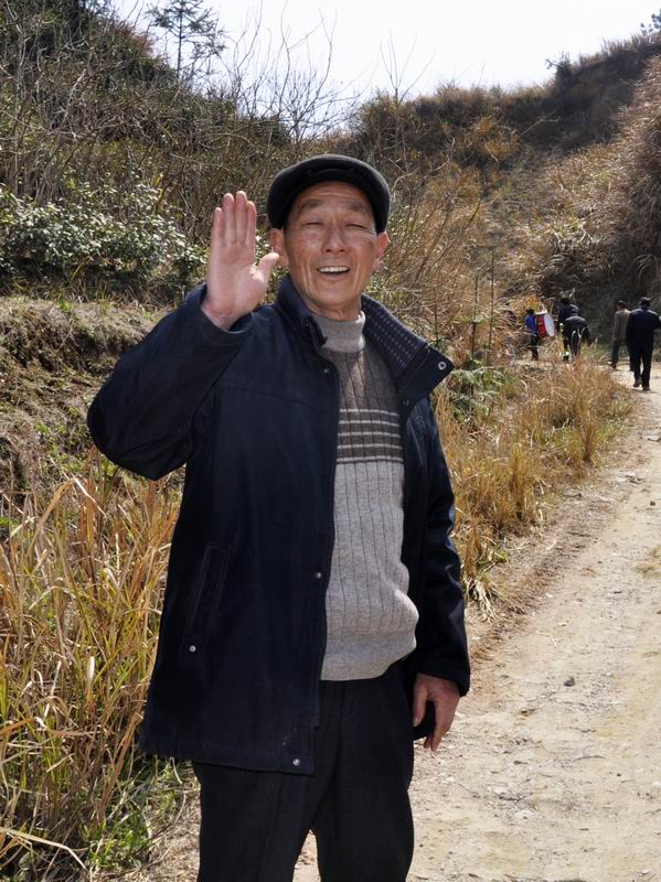 八修宗谱顾问汪际来老先生