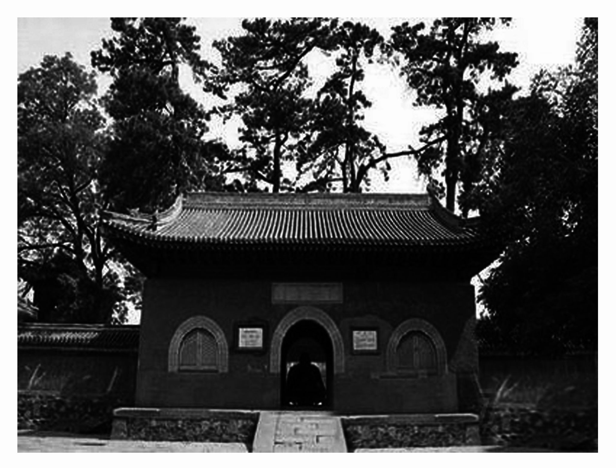 隋代佛学大师陈安在故城南首兴建来安寺（今镇南境内），明清时期改为关帝庙。