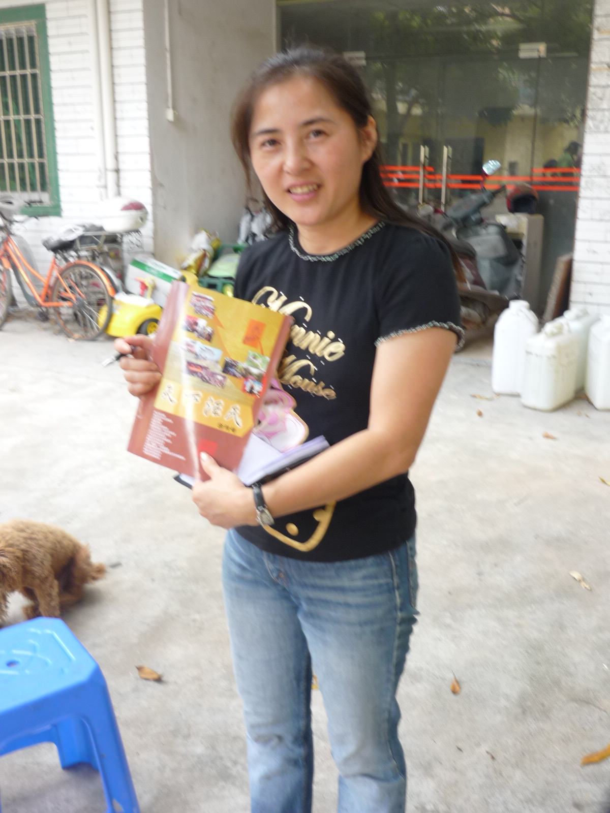 在香港居住汪素清欢迎本家们去香港坐客