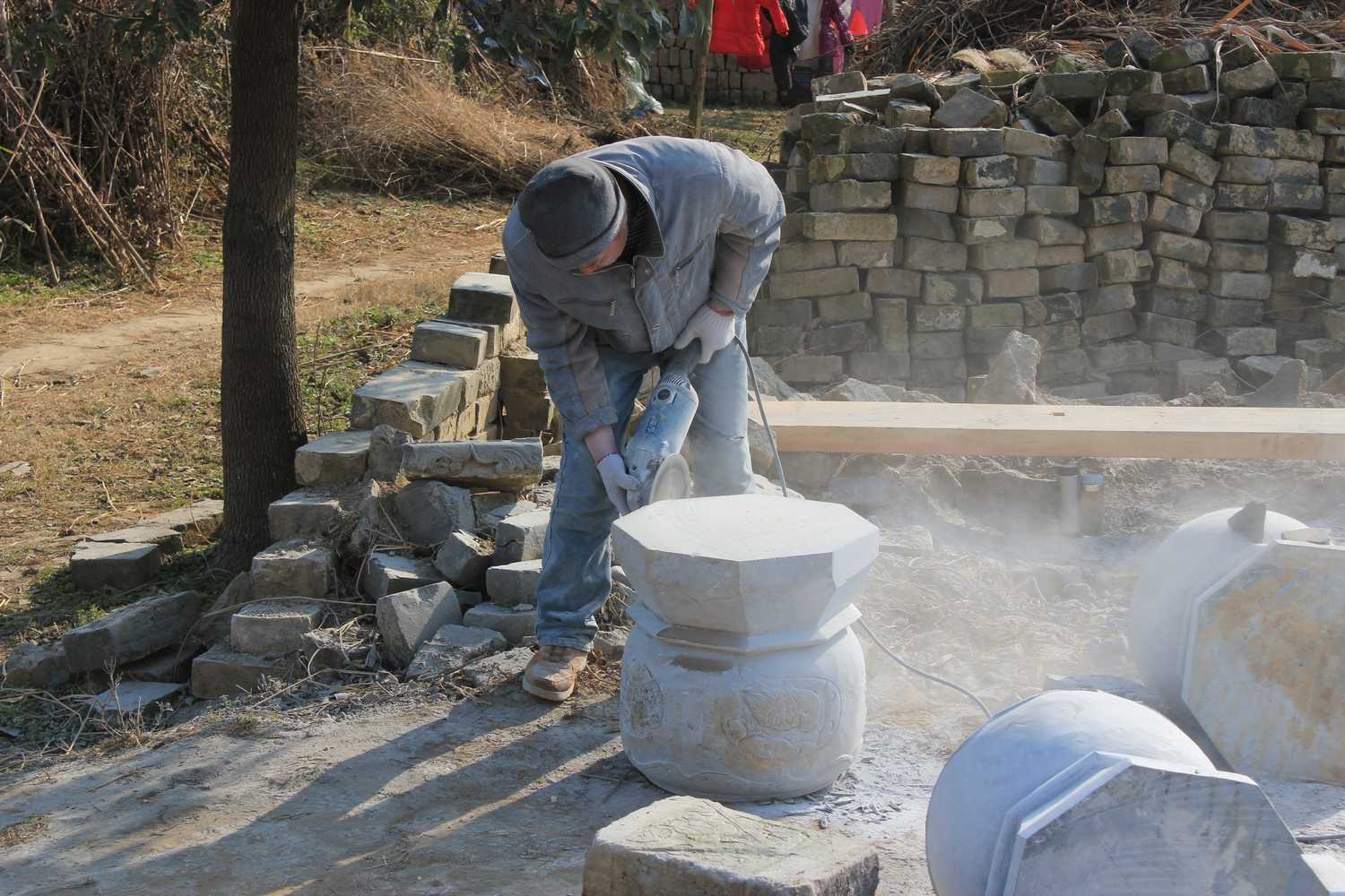 正在建设中的双港白陂塘汪氏宗祠