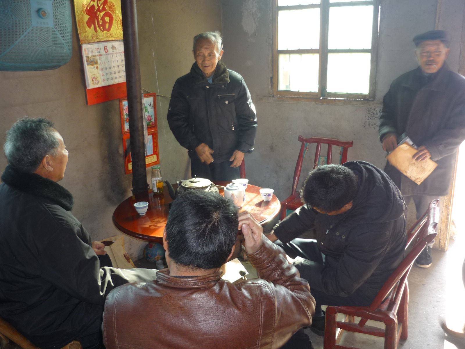 中午12点到达屈家畈汪金文家