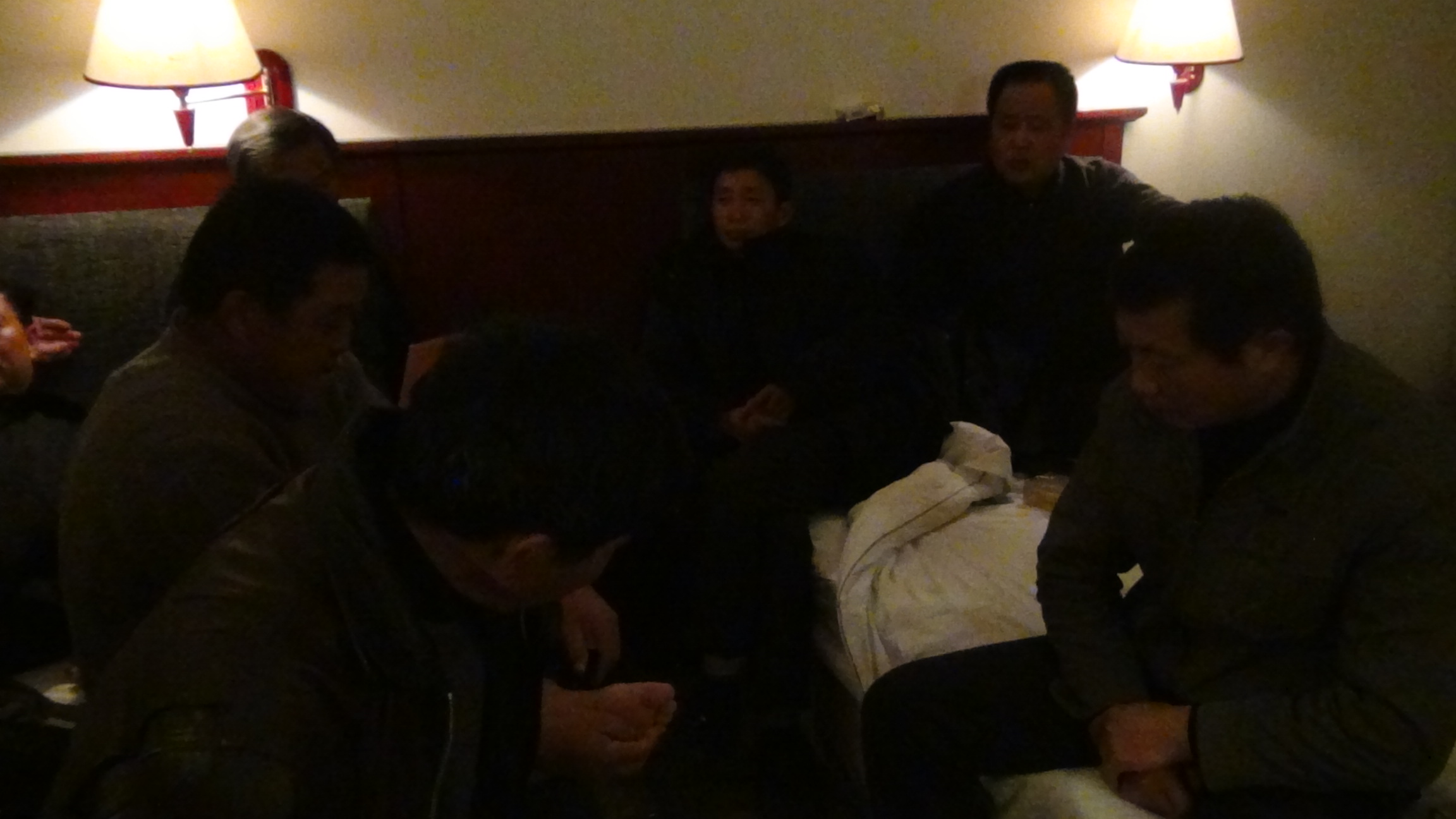 会长汪秀国给我们干了近一个小时会仪