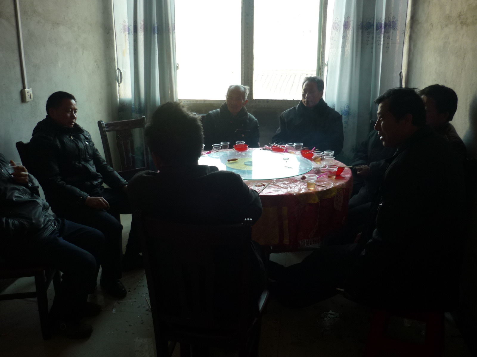 查谱到下午2点半都不知吃饭