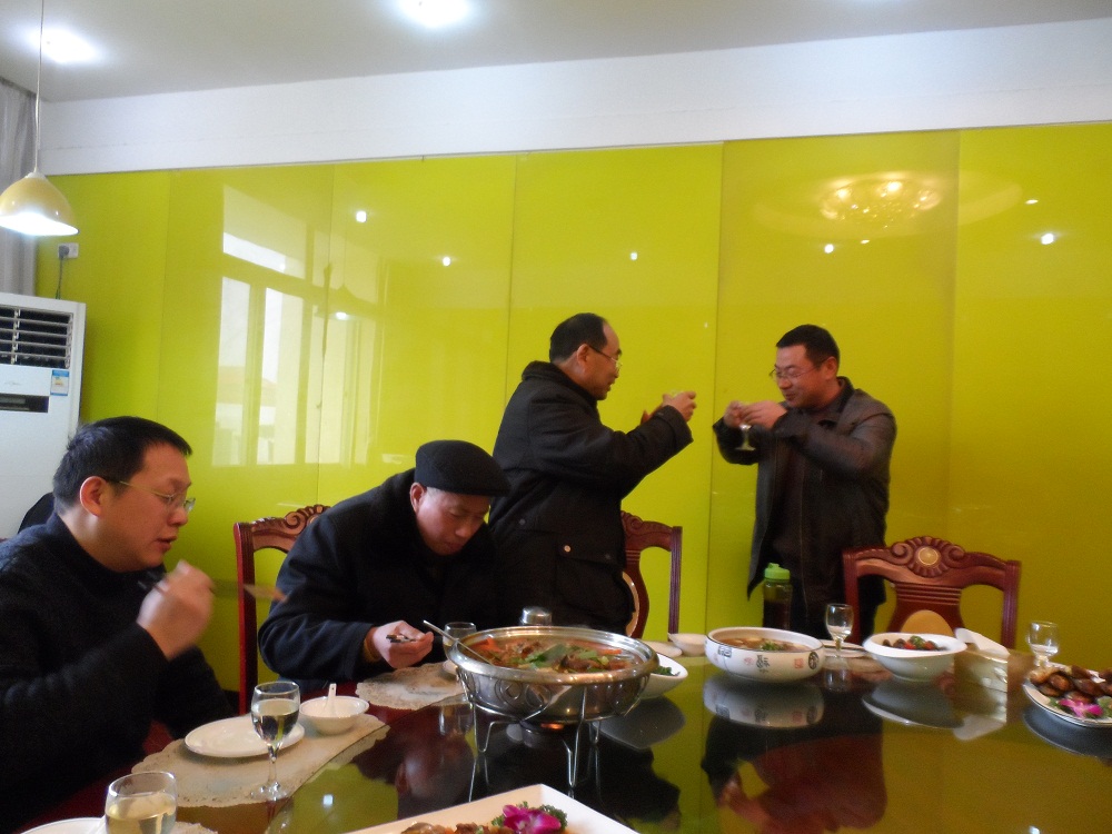 我也敬瑞林教授一杯