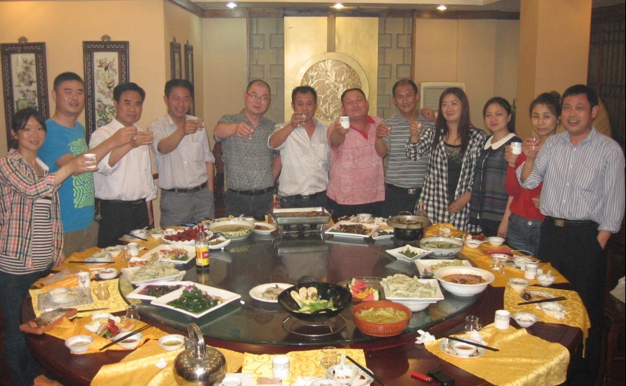 共同祝贺汪家才女汪尔名。