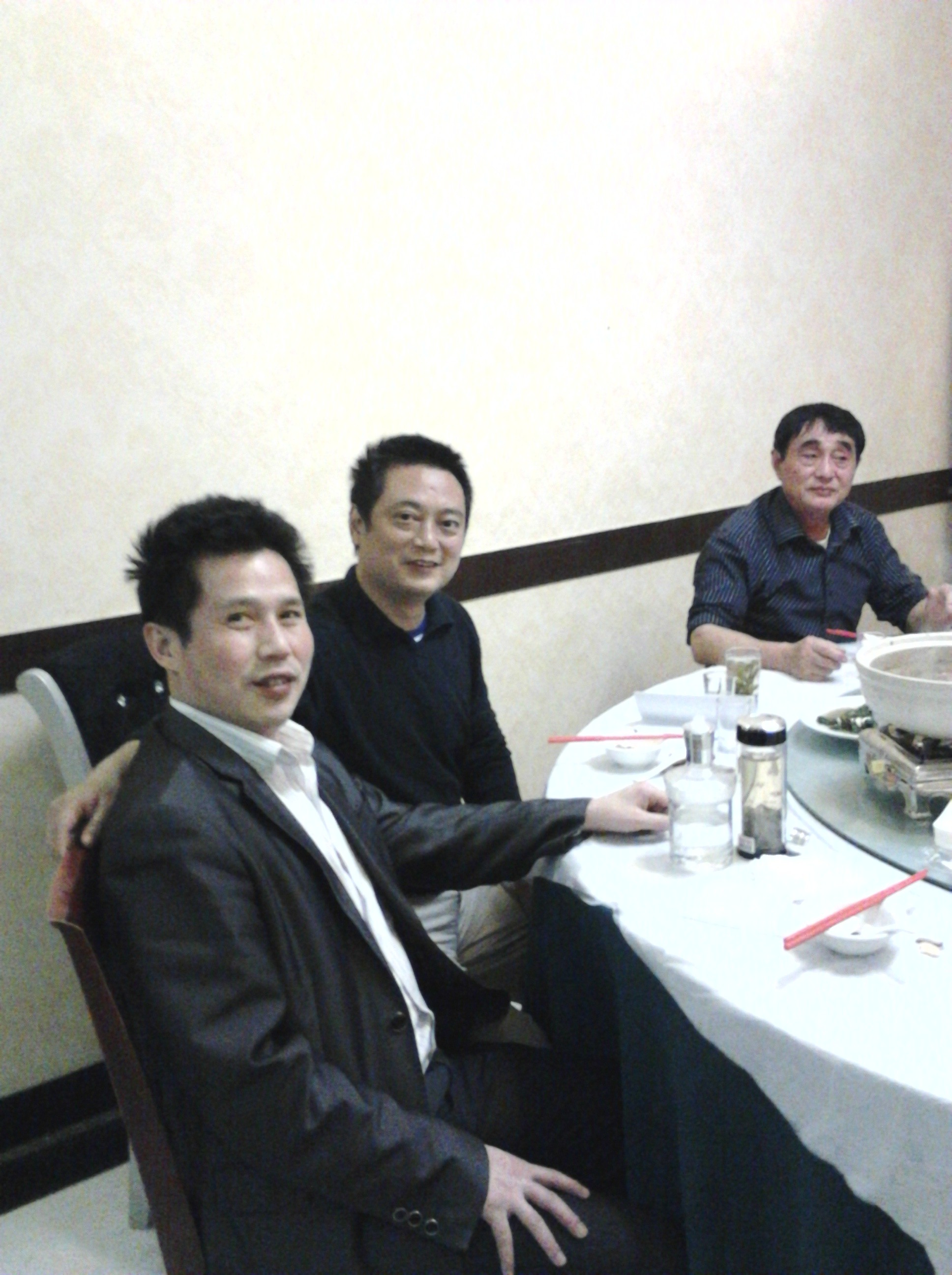 左起汪庆忠、汪庆平、汪嘉宁